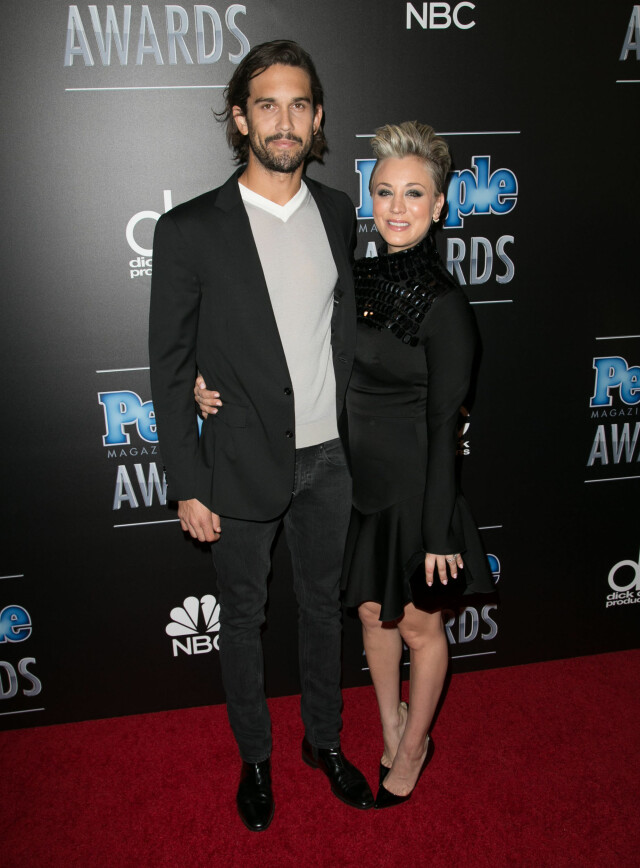 BRUDD: For et halvt år siden kom nyheten om at Kaley Cuoco og Ryan Sweeting gikk hver til sitt etter mindre enn to år som mann og kone. Foto: NTB Scanpix BRUDD: For et halvt år siden kom nyheten om at Kaley Cuoco og Ryan Sweeting gikk hver til sitt etter mindre enn to år som mann og kone. Foto: NTB Scanpix